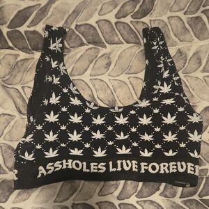 Black and White Leaf Pattern Sports Bra